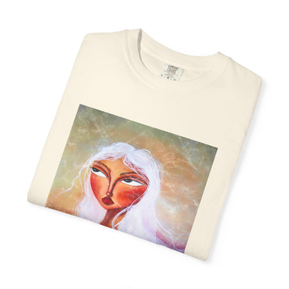 White T-shirt with "Beach Days - Let’s Look for Shells" printed front, casual style, ideal for beach or summer wear.
